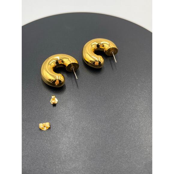 Jenny Bird Chunky Gold Plated Tome Large High Polish Hoop Earrings - Picture 6 of 7